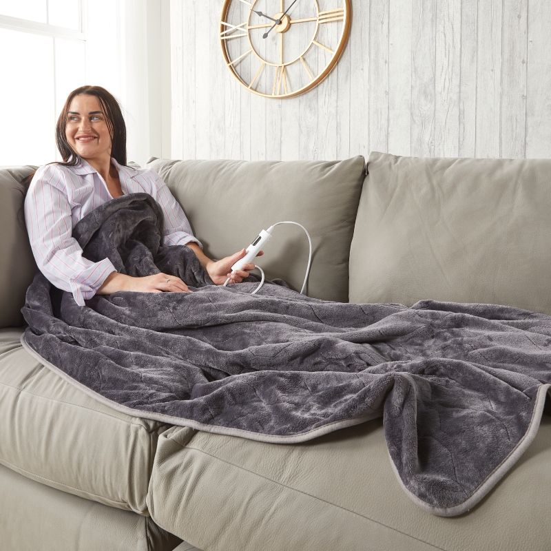 Huggleland Huggleland Supersoft Electric Heated Fleece Throw - Dark Grey 152cm