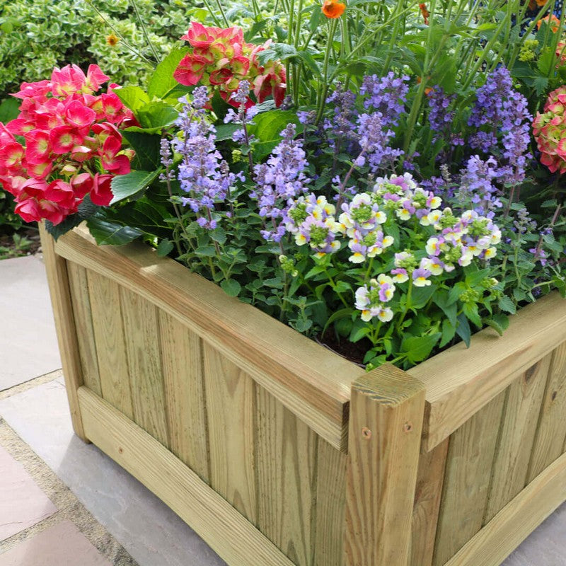 Chelsea Garden Planter by Zest