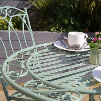 Classic Garden Bistro Set by Wensum - 2 Seats