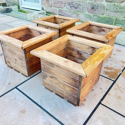 Charles Taylor Scandinavian Redwood Garden Planter Set by Charles Taylor