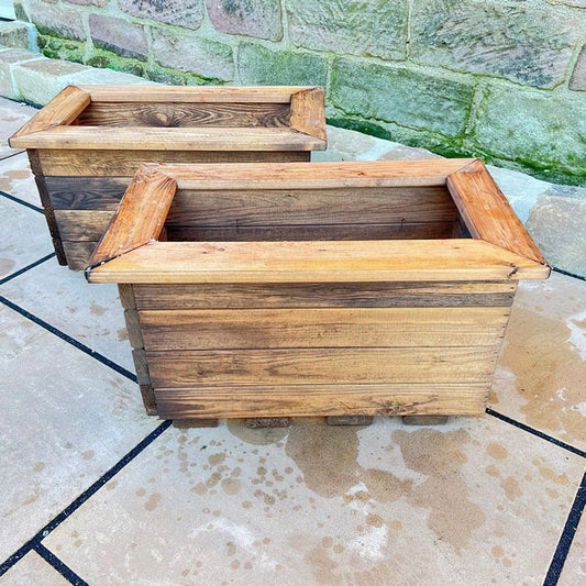 Charles Taylor Scandinavian Redwood Garden Planter Set by Charles Taylor