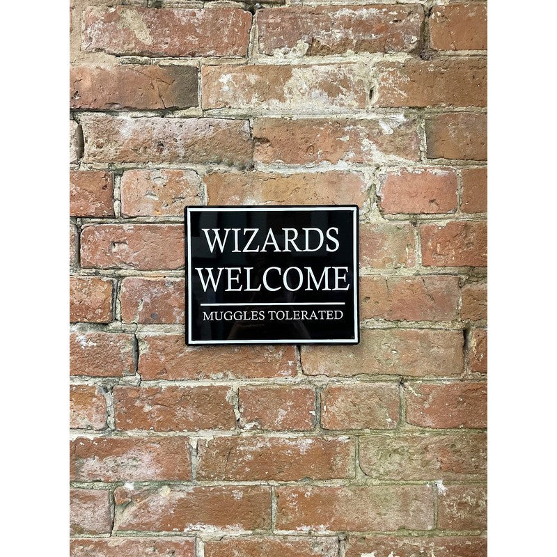 Scarthingwell Wizards Welcome Sign Metal Wall Mounted - 25cm