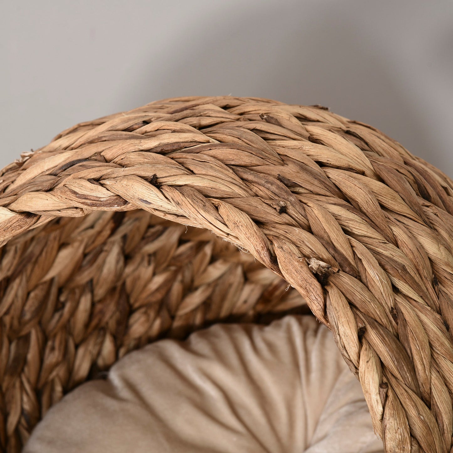 Woven 42 x 33cm Cat Bed Cyclindrical by Pawhut