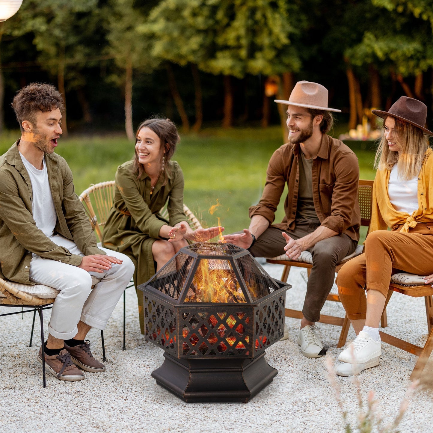 Outdoor Fire Pit with Screen Cover