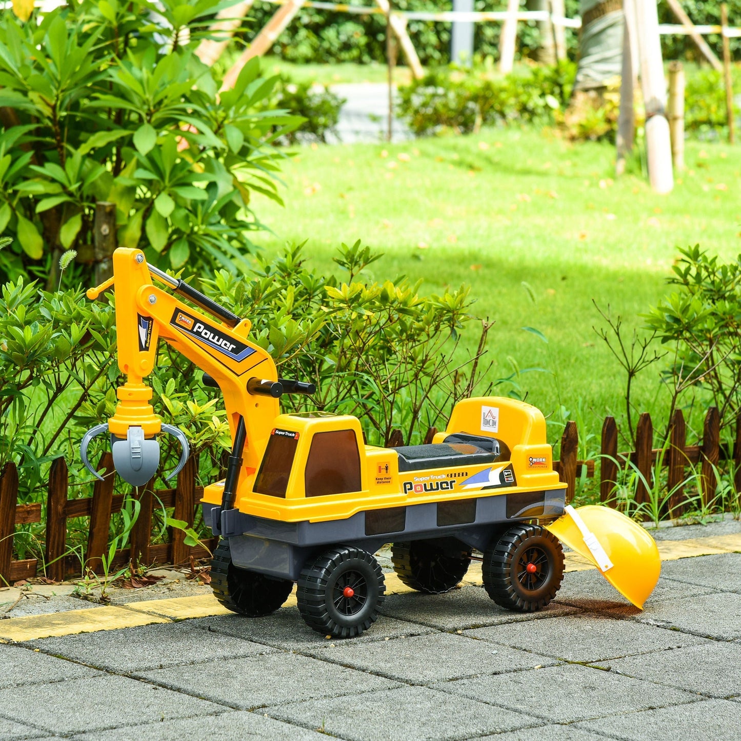 Engineering Truck Detachable Digging Bucket and Grab Bucket for 2-3 Years Old